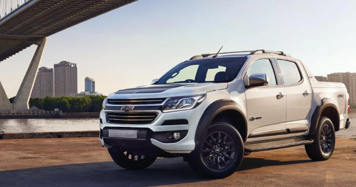 ฉลองครบรอบ 100 ปี รถกระบะหนึ่งตัน