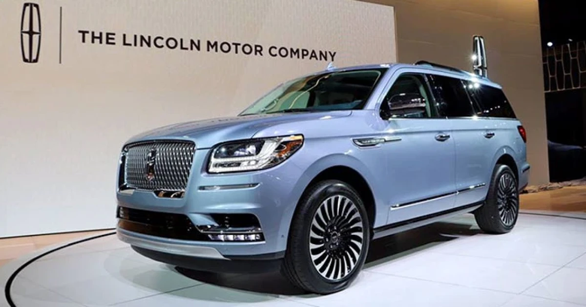 เก็บตกบรรยากาศงาน New York International Auto Show 2017