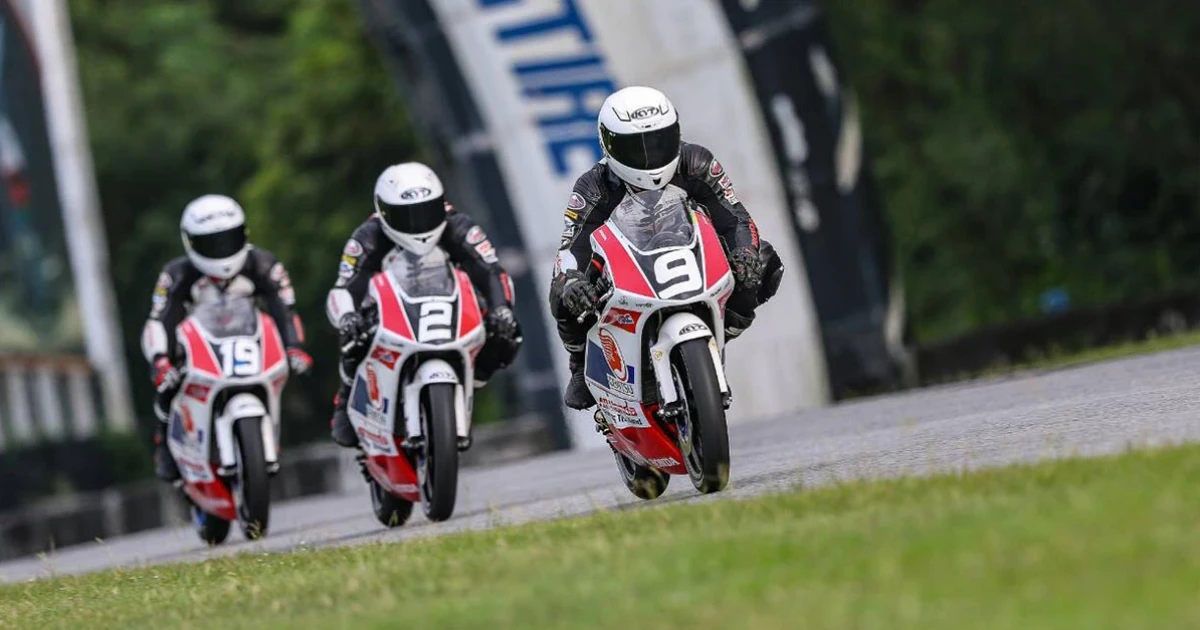 ศึก Thailand talent cup สนาม 5 "ปิยวัฒน์" ควบ Honda NSF250R คว้าชัยอันดับ 1