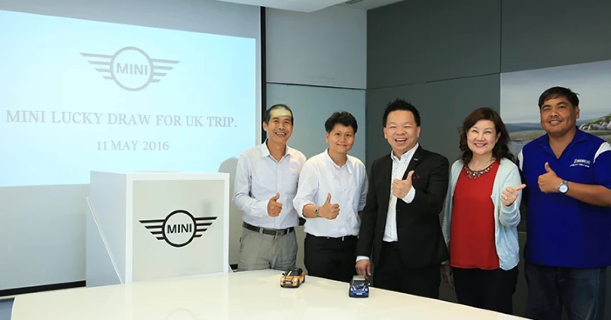 มินิ พาผู้โชคดีเหินฟ้าชมโรงงาน MINI Plant Oxford