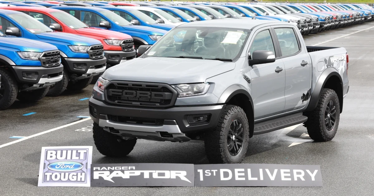 ฟอร์ดเริ่มส่งมอบ "เรนเจอร์ แร็พเตอร์" รถกระบะออฟโรดสมรรถนะสูง แก่ลูกค้าทั่วประเทศ