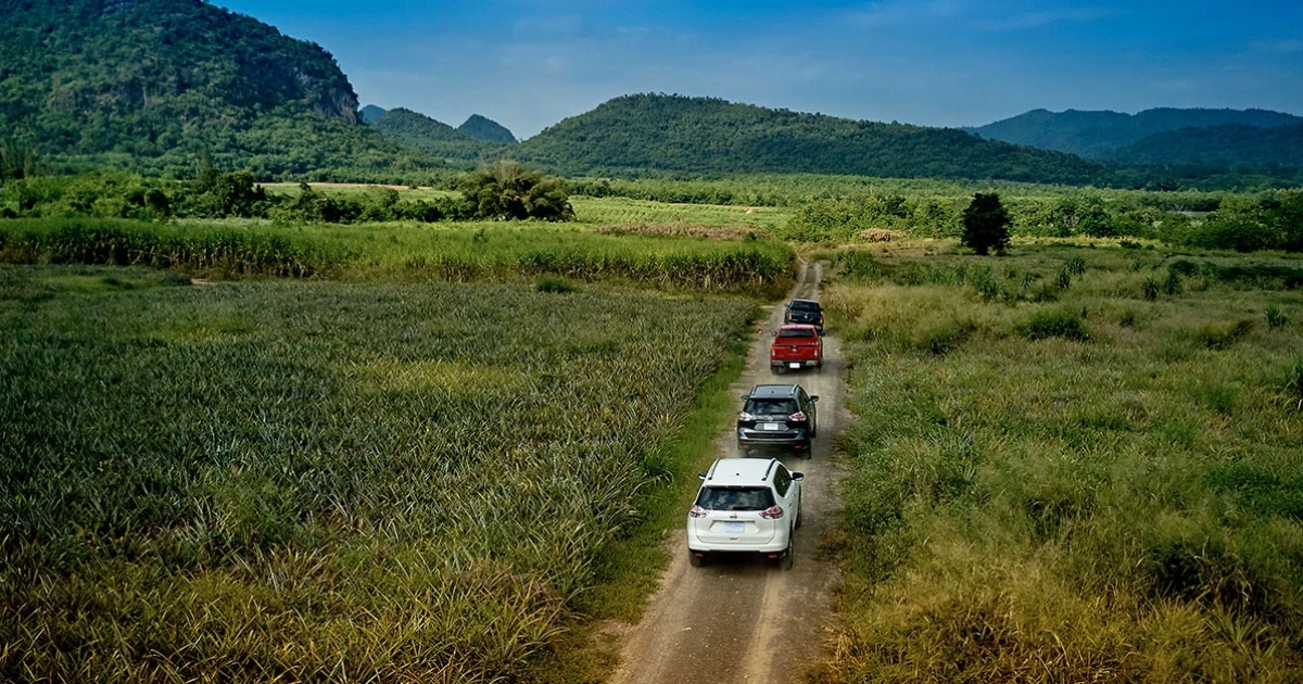 Nissan ชวนสื่อขับรถเที่ยวบุรีรัมย์ ชมบ้านพลังแสงแดดไม่ง้อไฟฟ้า!