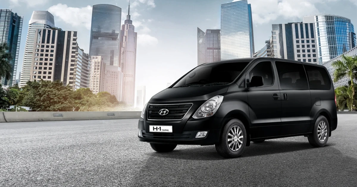 Hyundai H-1 Touring เพิ่มเติมความหรูหราด้วยสีใหม่ Timeless Black เพียง 100 คันเท่านั้น