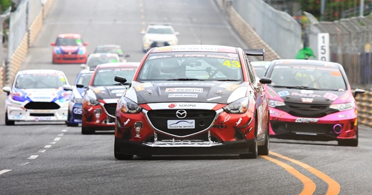 Mazda2 ซิว 2 แชมป์ Super Compact ในบางแสนกรังด์ปรีซ์