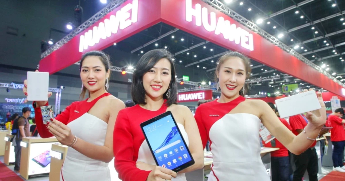 ผู้ช่วยอัจฉริยะด้านความบันเทิงเต็มรูปแบบ ในดีไซน์บางเบา