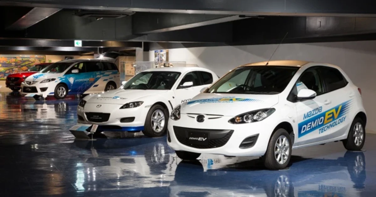 Mazda ประกาศพร้อมลุยตลาดรถยนต์ไฟฟ้าในปี 2019