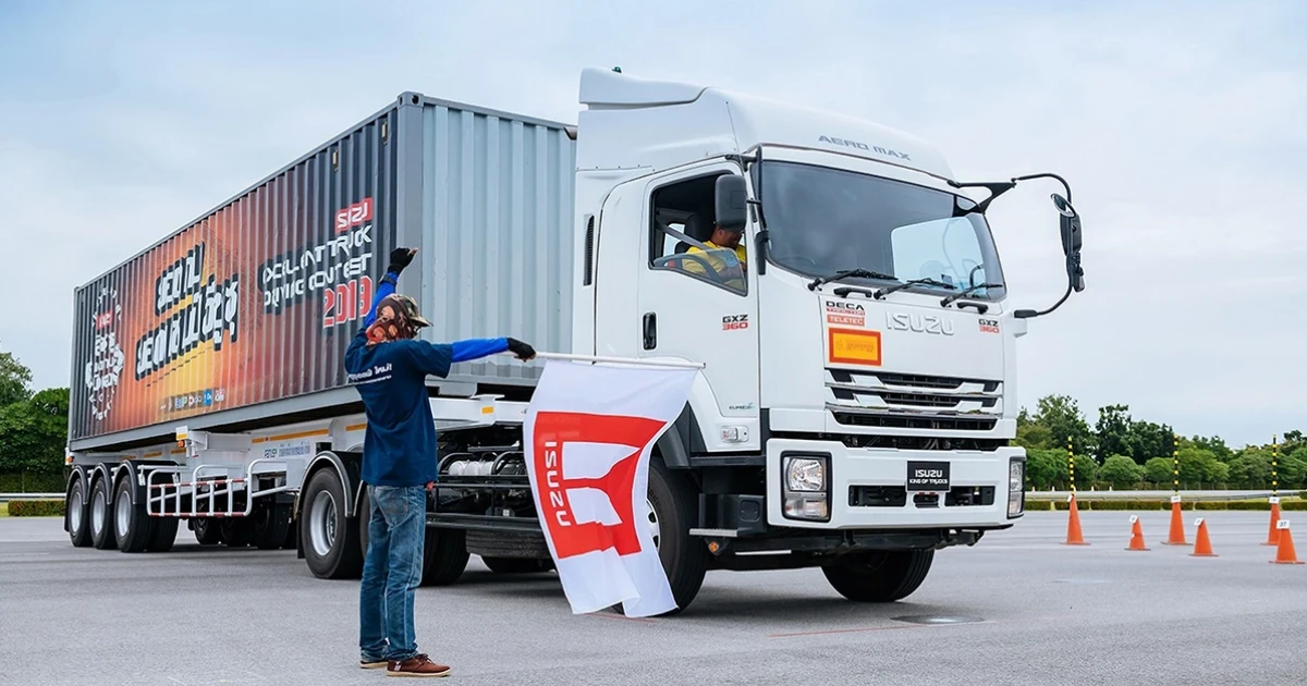 Isuzu เฟ้นหายอดนักขับในการแข่งขัน "อีซูซุยอดนักขับมือทอง 2562" รอบชิงชนะเลิศ