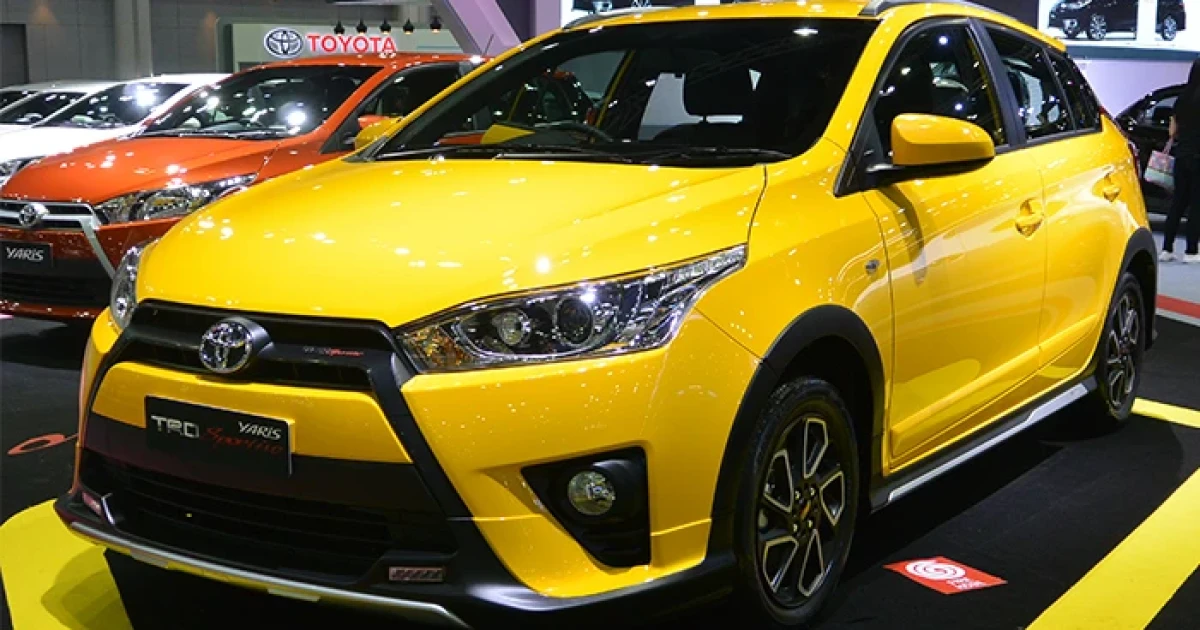 โตโยต้า เปี่ยมด้วยคุณภาพและบริการ รางวัล"ธุรกิจยานยนต์ยอดนิยมแห่งปี 2559" เป็นประกัน