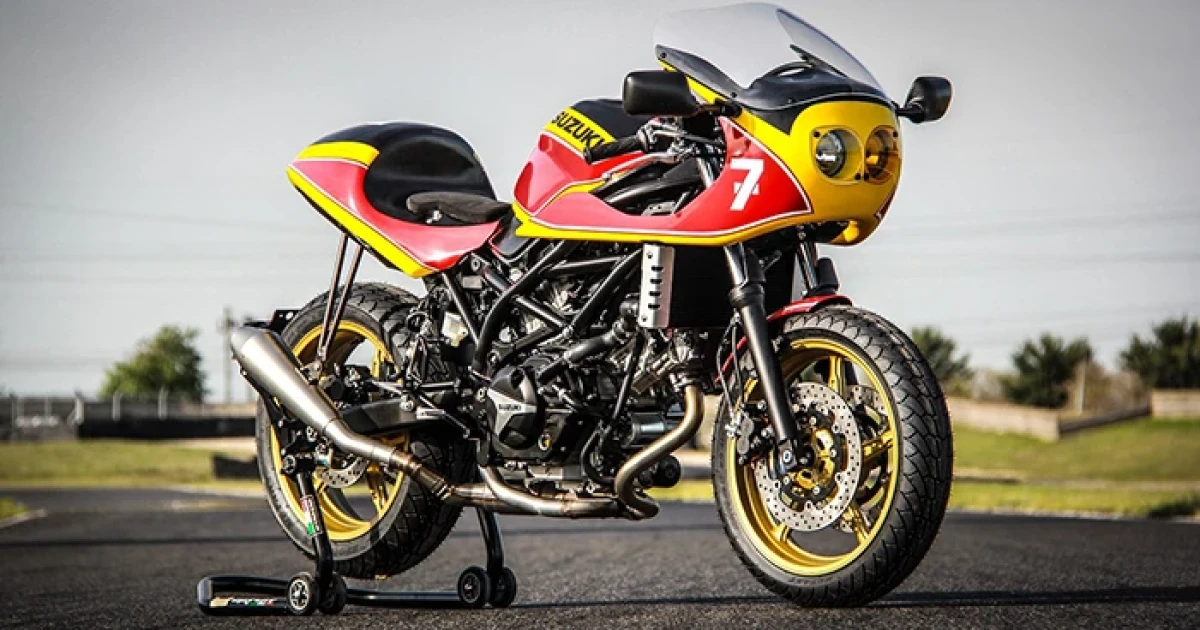 Suzuki SV650 Barry Sheene Tribute คว้าแชมป์การแต่งรถแนวเรสซิ่ง