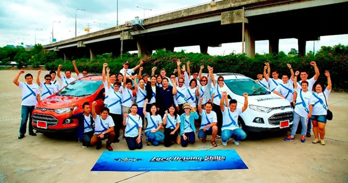 ฟอร์ด ร่วมกับ จส. 100 จัดโครงการฝึกอบรม "ฉลาดขับ ประหยัด ปลอดภัย"