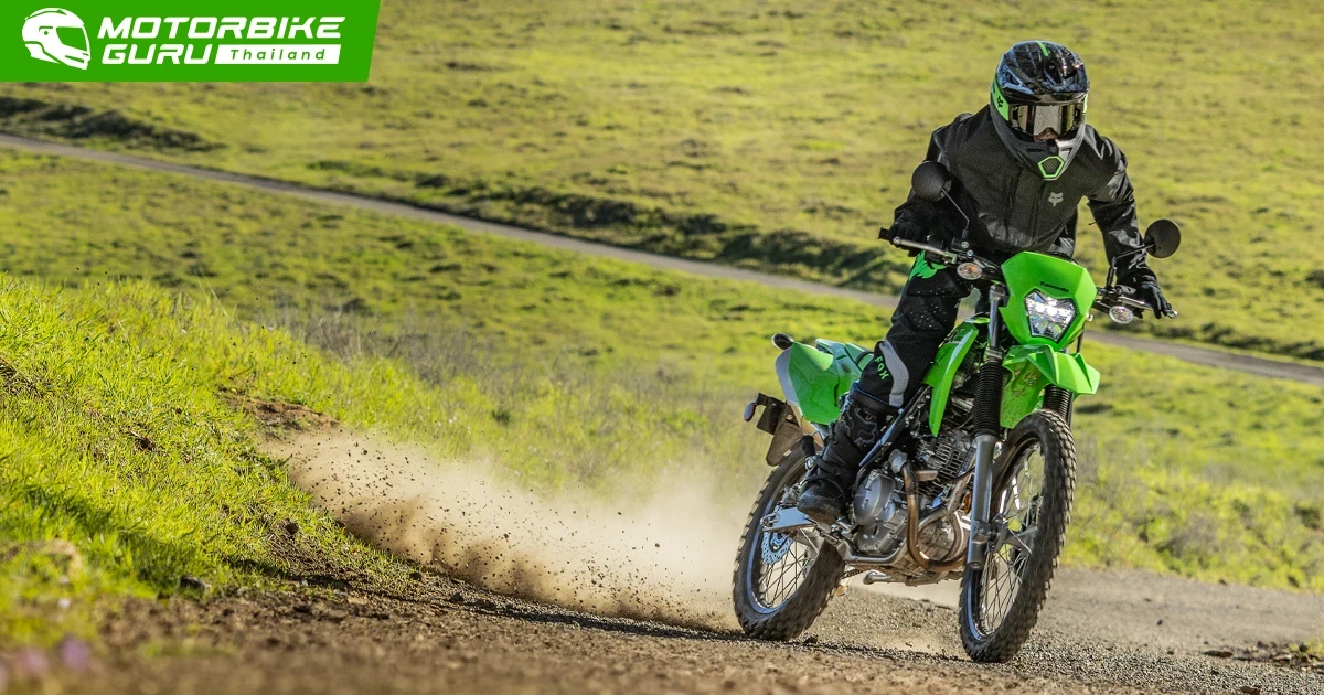 Kawasaki เปิดทัพรถใหม่สายทางฝุ่น 4 รุ่น ได้แก่ KLX230 ABS, KLX230 SE ABS, KLR650 ABS และ KLR650 ADV ABS สำหรับสายลุยตัวจริง! พร้อมปรับราคาใหม่ KLX230 Sherpa