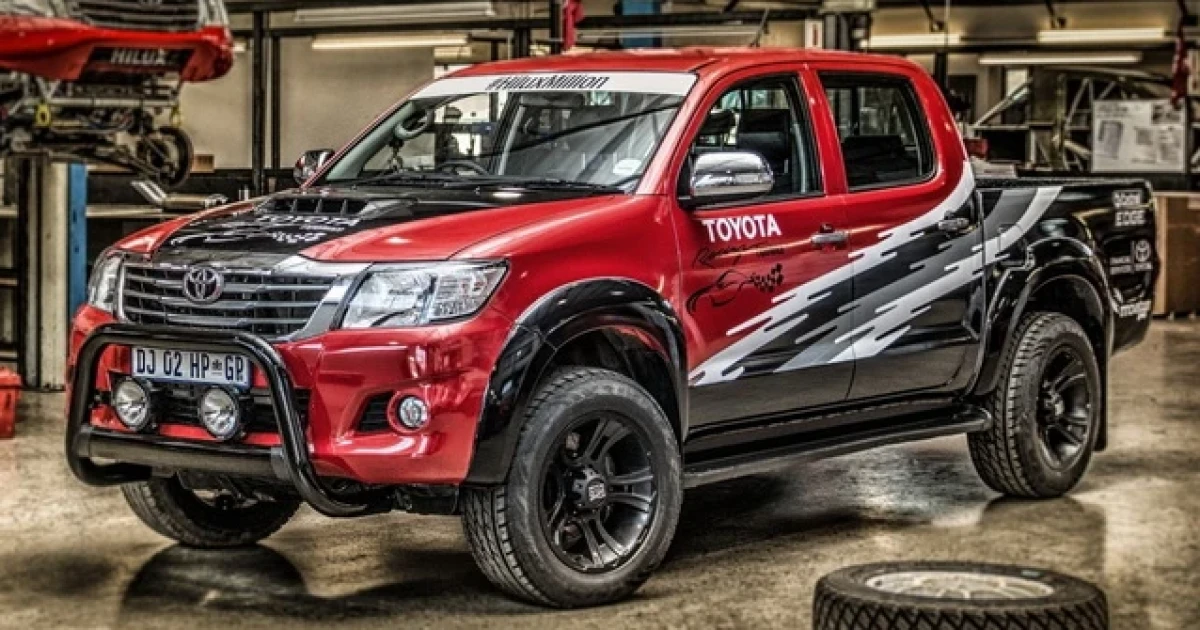 โตโยต้า ไฮลักซ์ วีโก้ พลัง 449 แรงม้า ด้วยหัวใจเลกซัส IS F