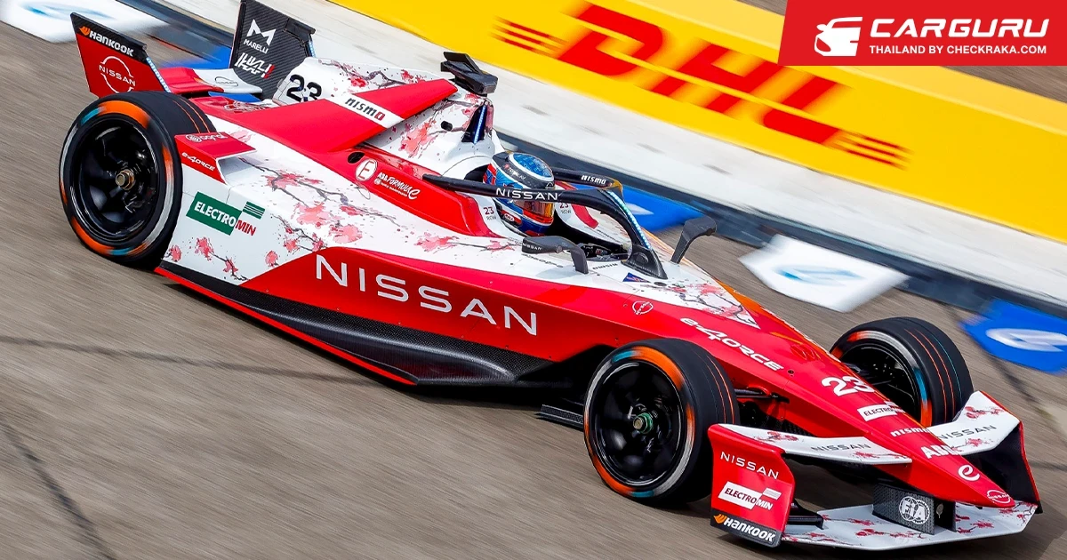 Nissan Formula E Team คว้าแชมป์โลกโดย โอลิเวอร์ โรว์แลนด์ ที่คว้าตำแหน่งประเภทนักแข่งประจำฤดูกาล 2024/25 ในการแข่งขัน Berlin E-Prix