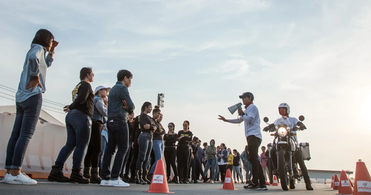 Royal Enfield ชวนผู้หญิงยุคใหม่ร่วมกิจกรรม "Girls Day Out: ผู้หญิงก็ซิ่งได้ ปี 2"