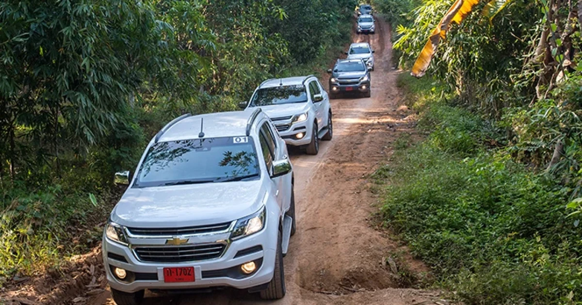 Chevrolet โชว์สมรรถนะพาลุยป่ามอบของโรงเรียน ตชด.สุนทรเวช อ.สังขละบุรี