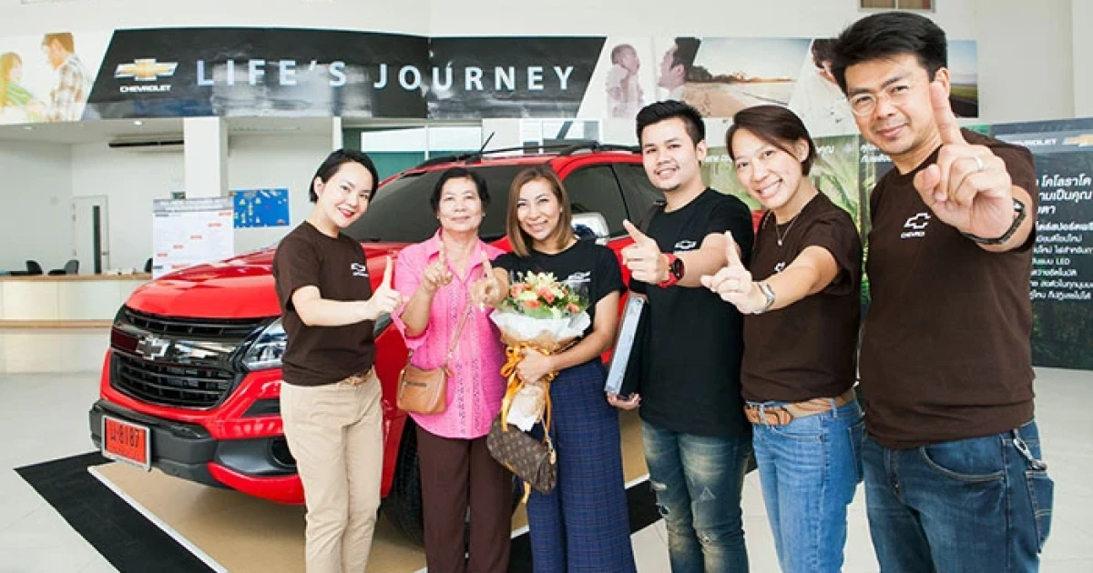 Chevrolet จัดเซอร์ไพรส์ส่งมอบรถกระบะ "Colorado" รุ่นใหม่ล่าสุดคันแรกถึงมือลูกค้า