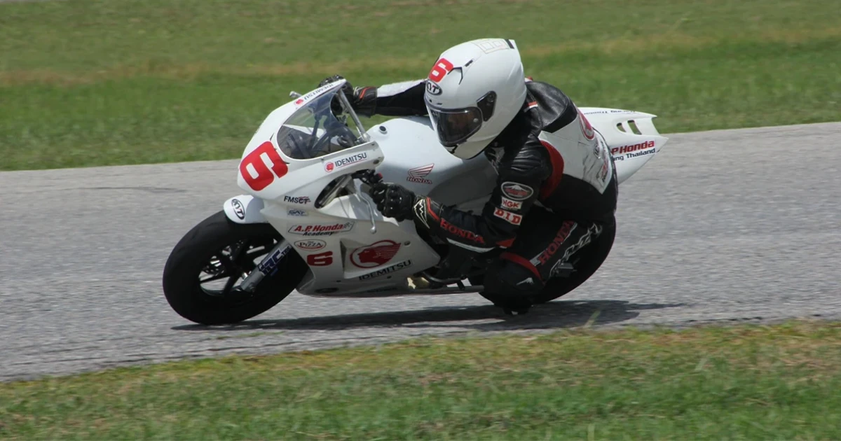 ไม้คิว - เกียรติศักดิ์ สิงหพงศ์ คว้าแชมป์ เอ.พี. ฮอนด้า อะคาเดมี่ สนาม 6