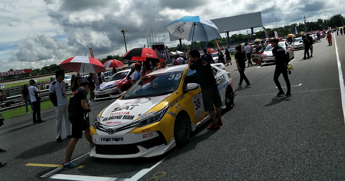 โตโยต้า มอเตอร์สปอร์ต สนาม 4 ในศึกบุรีรัมย์ ซุปเปอร์จีที 2017