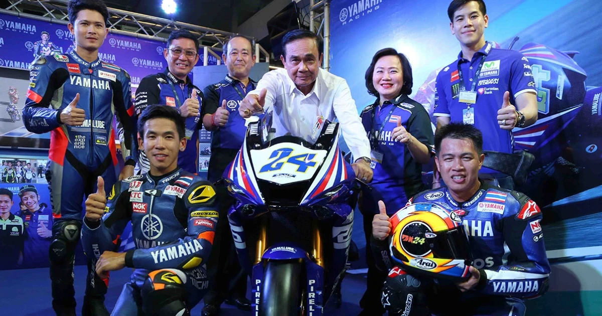 นายกตู่ คร่อม New YZF-R6 หลังขี่ FJ-09 ตรวจสนามช้างเตรียมพร้อมไทยจัดโมโตจีพี