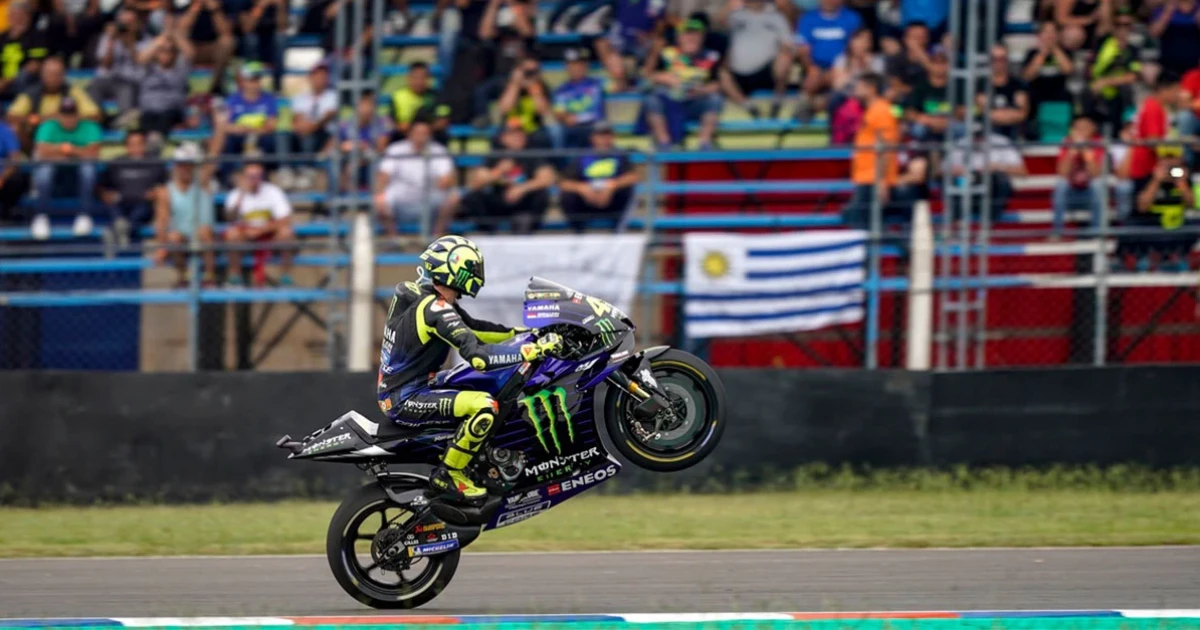 Valentino Rossi ควบรถ Yamaha YZR-M1 คว้าที่ 2 Argentina MotoGP