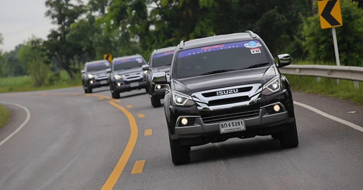 อีซูซุ ขนขบวนทำดี "ให้น้ำเพื่อชีวิต ผู้ใช้สุขใจ เพิ่มพูนรายได้ ช่วยให้สังคมพัฒนา"