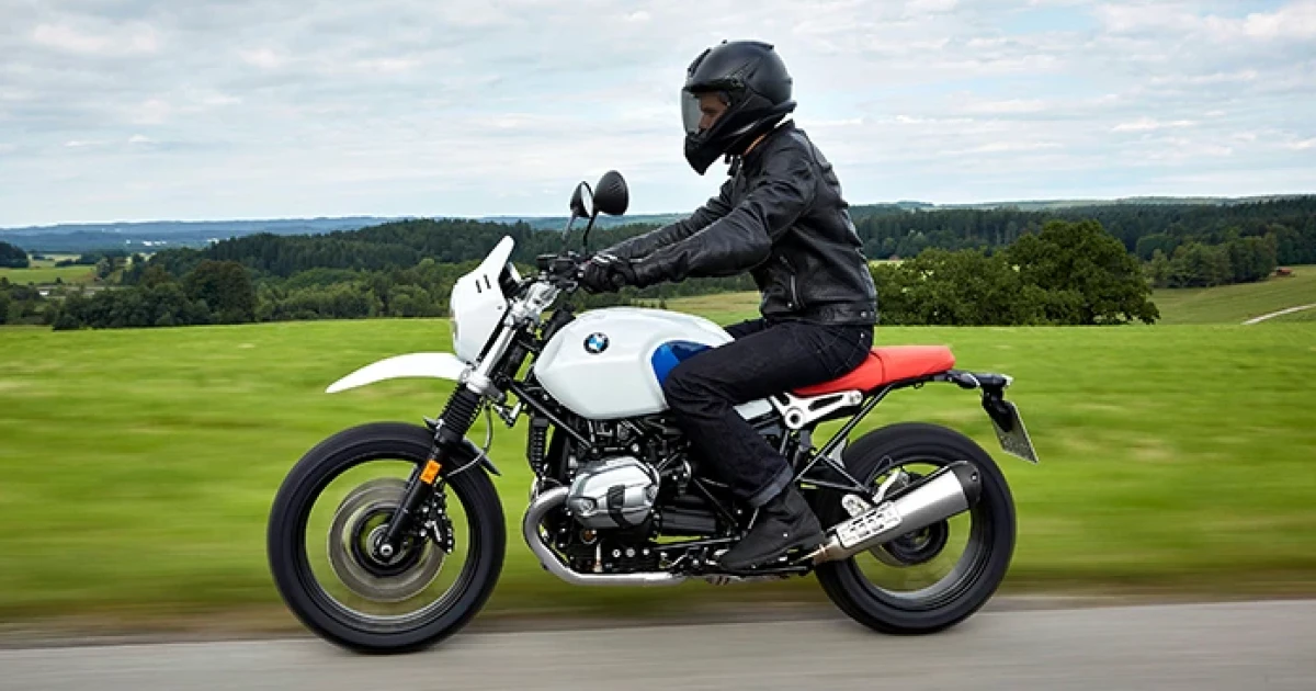 โรดสเตอร์ภายใต้รูปลักษณ์เอ็นดูโร่สุดคลาสสิก