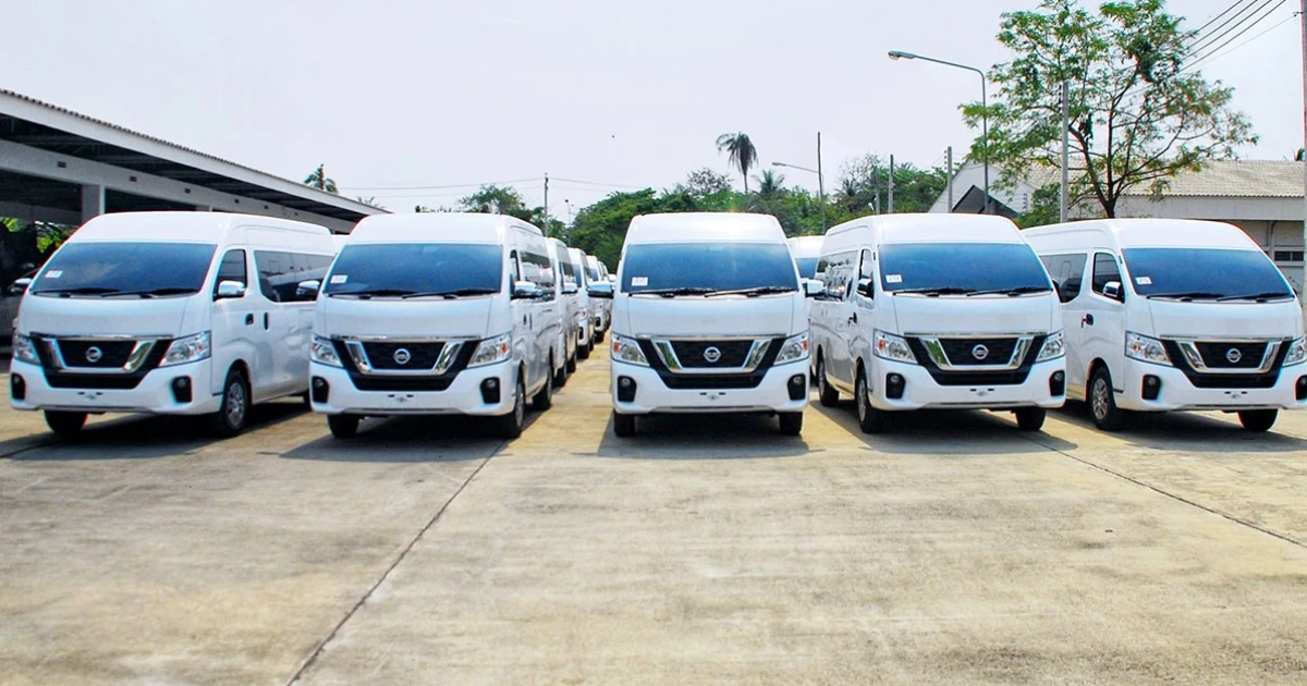 Nissan ส่งมอบรถตู้ Urvan บิ๊กลอต 45 คันรวดแก่กรมการขนส่งทหารบก