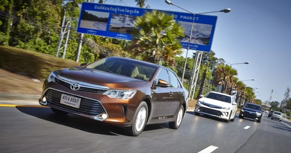 ทดสอบ Toyota Camry 2.0 G Extremo 2015 ปรับใหม่ หรู หล่อ และทรงพลังขึ้นด้วยเครื่องยนต์ใหม่