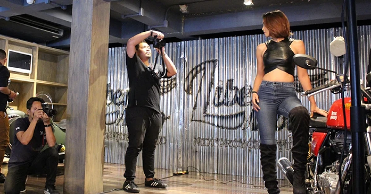 Royal Enfield ร่วมกับ Canon จัดกิจกรรม "Royal Enfield LIFE SHOT" เปิดคลาสแนะนำการถ่ายรูปกับรถคู่ใจ