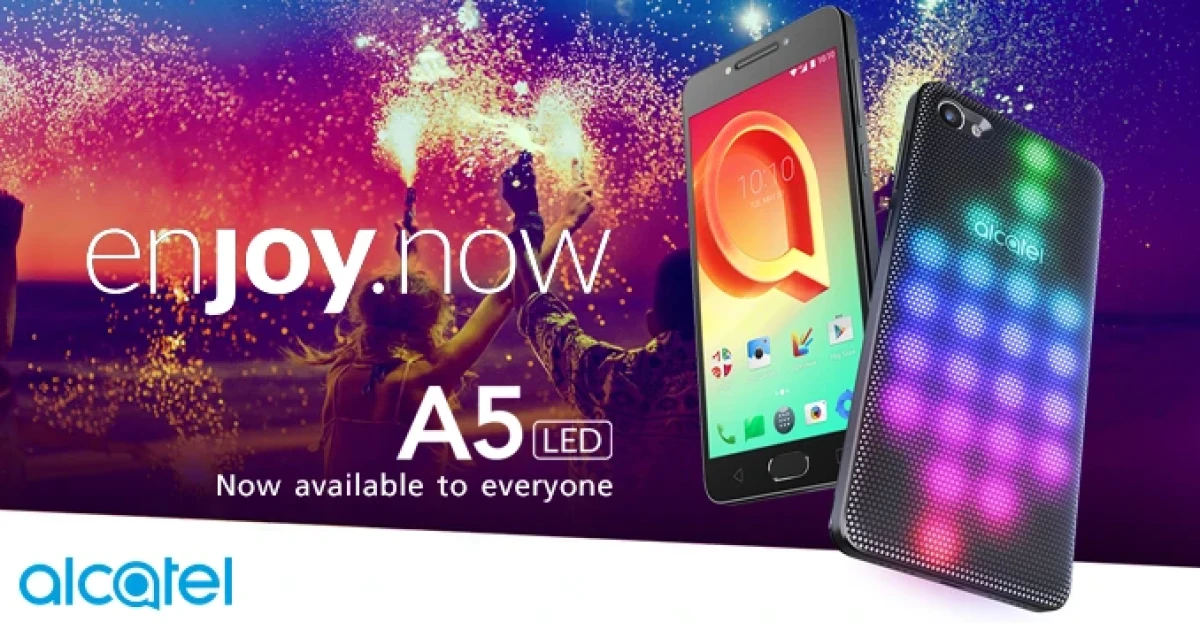 สมาร์ทโฟนสุดสร้างสรรค์ สนุกได้มากขึ้นด้วยฝาหลัง LED หลากสี