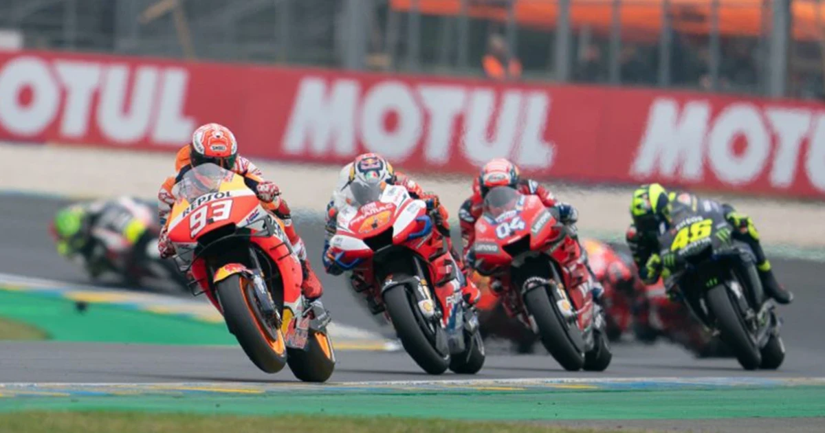 มาร์เกซ ซิวแชมป์เฟรนซ์จีพี ไร้ต้าน ... โดวิซิโอโซ่ เข้าที่ 2 ตามติดคะแนน