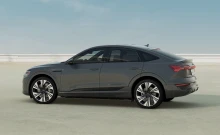 อาวดี้ Audi Q8 Sportback e-tron 50 quattro S line ปี 2023