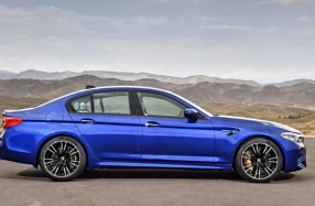 เผยสปอร์ตซีดานหรู BMW M5 ใหม่ ขับเคลื่อน 4 ล้อ ขุมพลัง V8 ก่อนเปิดจริงในงานมอเตอร์โชว์ 2018