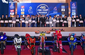 ทัพนักบิด Honda Racing Thailand กวาดรางวัล FMSCT Champion Awards 2025 ตอกย้ำต้นแบบทีมแข่ง ยกระดับมอเตอร์สปอร์ตไทยสู่นักกีฬาอาชีพ