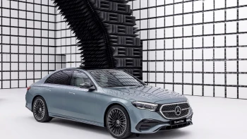 เมอร์เซเดส-เบนซ์ Mercedes-benz E-Class E 350 e AMG Dynamic (Launch EDITION) ปี 2024