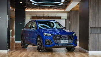 อาวดี้ Audi Q5 55 TFSI e quattro S line Black Edition ปี 2022