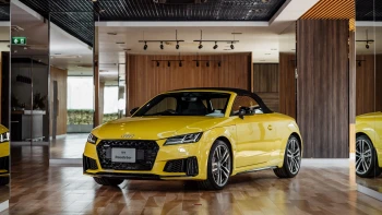 อาวดี้ Audi TT Roadster Final Icon Black ปี 2023