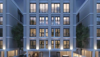 เฮดควอเทอร์ส เอกมัย - ลาดพร้าว (Headquarters Ekamai - Ladprao)