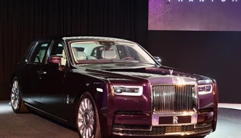 โรลส์-รอยซ์ Rolls-Royce-New Phantom Extended Wheelbase-ปี 2018