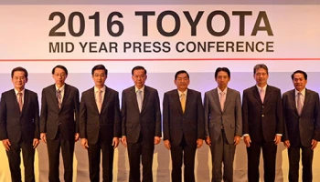 Toyota ปรับประมาณการตลาดรถยนต์ในประเทศปี 2559 คาดยอดขายรวม 740,000 คัน ลดลง 7.5%