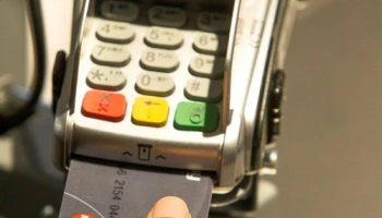 MasterCard ทดสอบระบบเซ็นเซอร์สแกนลายนิ้วมือบนบัตรเครดิต/เดบิต คาดพร้อมใช้ทั่วโลกภายในปี 2017