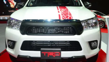 TOYOTA REVO TRD Version โชว์ความดุดันขั้นเทพ