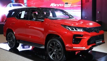 โตโยต้า Toyota Fortuner 2.8 GR Sport 4WD ปี 2022