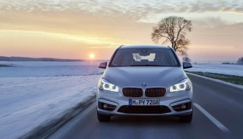 BMW 225xe PHEV เปิดตัวพร้อมความหรูหราสูงส่ง