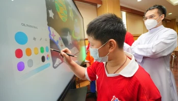 ซัมซุง จับมือ โรงเรียนอัสสัมชัญ แผนกประถมศึกษา เซ็น MOU ต่อยอดความคิดสร้างสรรค์ ส่งเสริมการเรียนรู้แบบ Smart Education