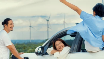 กรุงศรี ออโต้ เผยพฤติกรรมผู้ใช้รถใหม่ทั่วภูมิภาค พบคนกรุงนิยมอีวี–กระบะครองใจอีสาน–ดิจิทัลบูมภาคใต้–เก๋งและกระบะตอบโจทย์คนเหนือ