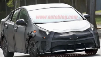 โตโยต้า พรีอุส ใหม่ 2016 เจเนอเรชั่น 4 เริ่มวิ่งทดสอบ