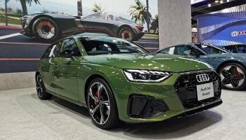 อาวดี้ Audi A4 Avant 45 TFSI quattro S line Icon Black ปี 2023