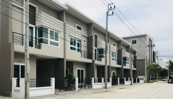 พาทาโกเนีย รามอินทรา-นิมิตรใหม่ (Pataonia Ramintra-Nimitmai)