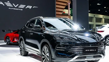 BYD SEAL U DM-i Plug-in Hybrid พลัง 300 ม้า วิ่งได้ระยะรวมทั้งระบบกว่า 1,000 กม.